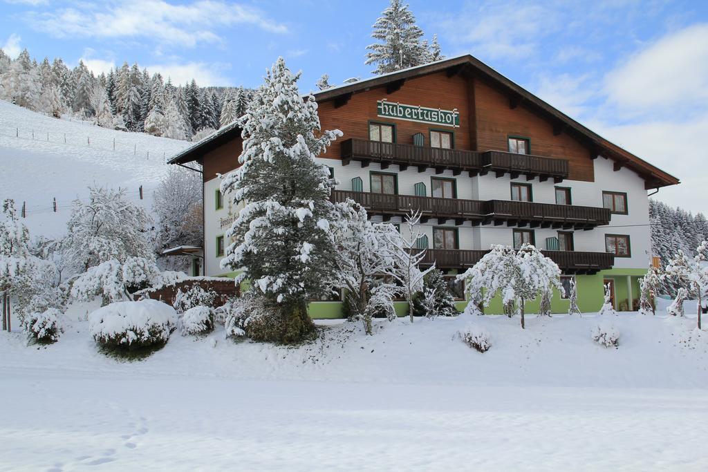 Pension Hubertushof Beim Roemerbad Bad Kleinkirchheim Exterior photo